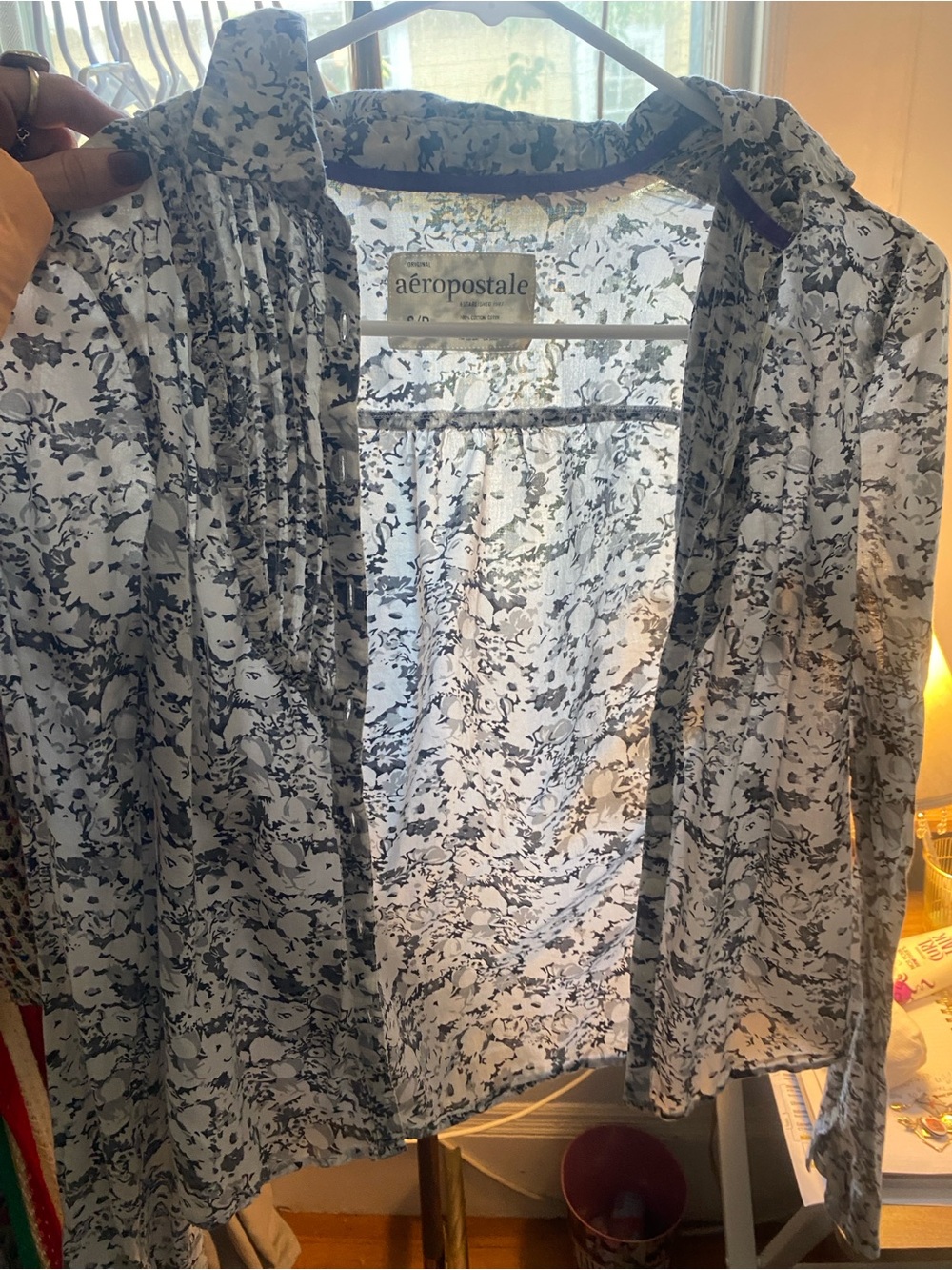 Aeropostale White and Black Floral Open-Front Lightweight Jacket